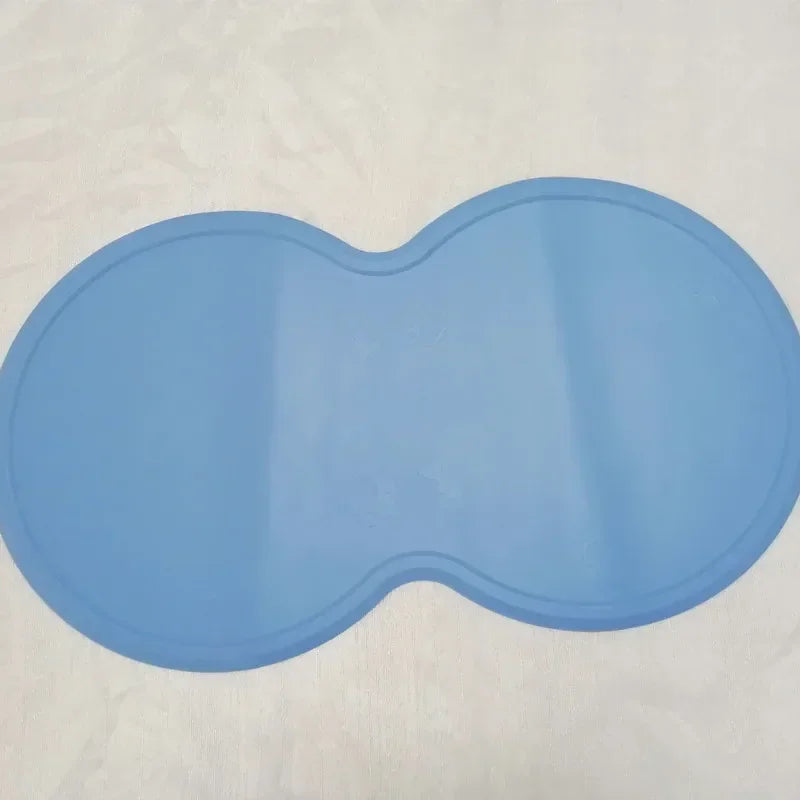 Cloud Shape Silicone Pet Feeding Mat for Dogs Cats 48x27cm